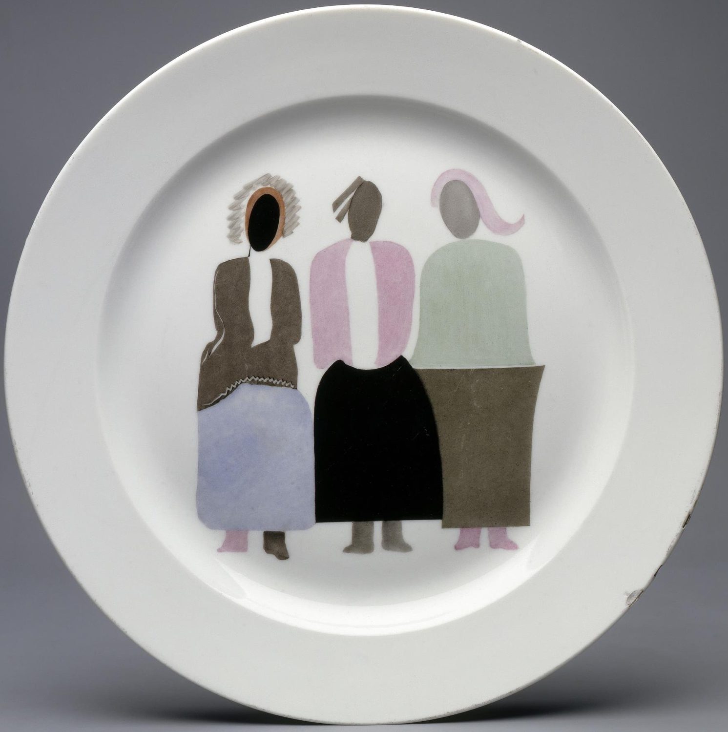Soviet porcelain platter "Three Women". Suprematism. Nikolai Suetin. Lomonosov State Porcelain factory, St Petersburg, USSR. 1929