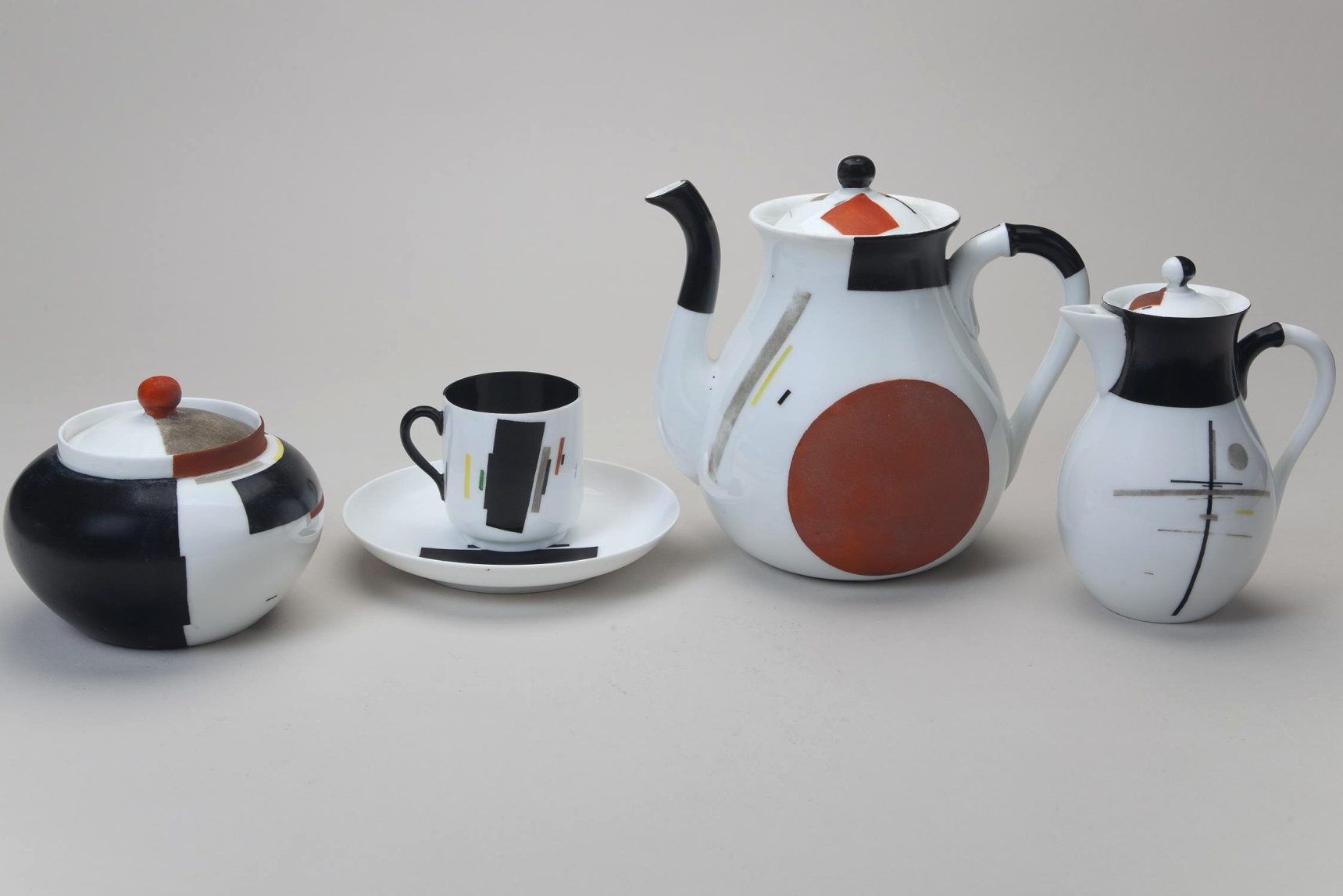 Soviet porcelain tea set "Terracotta Figures". Suprematism. Nikolai Suetin. Lomonosov State Porcelain factory, St Petersburg, USSR. 1923