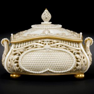Royal Worcester casket box by George Owen. Shape 2416