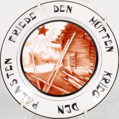Soviet Propaganda porcelain plate "KRIEG DEN PALASTEN, FRIEDE DEN HUTTEN " by Mikhail Adamovich. State Porcelain Factory. 1921