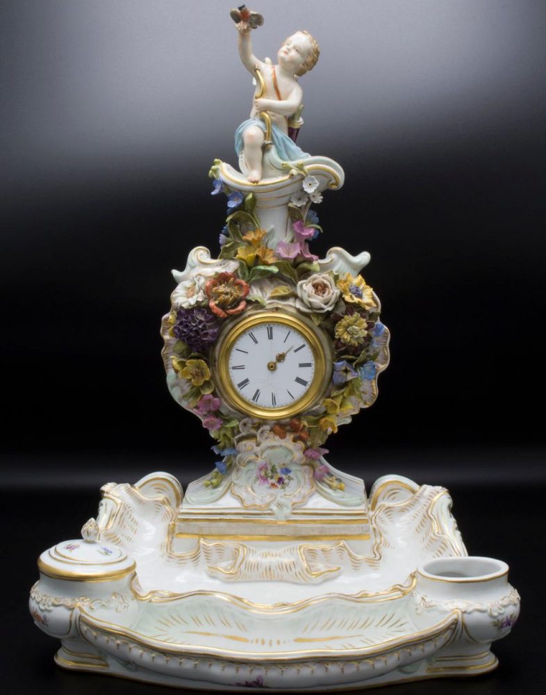 Meissen clock with cherub cupid. Model number A175