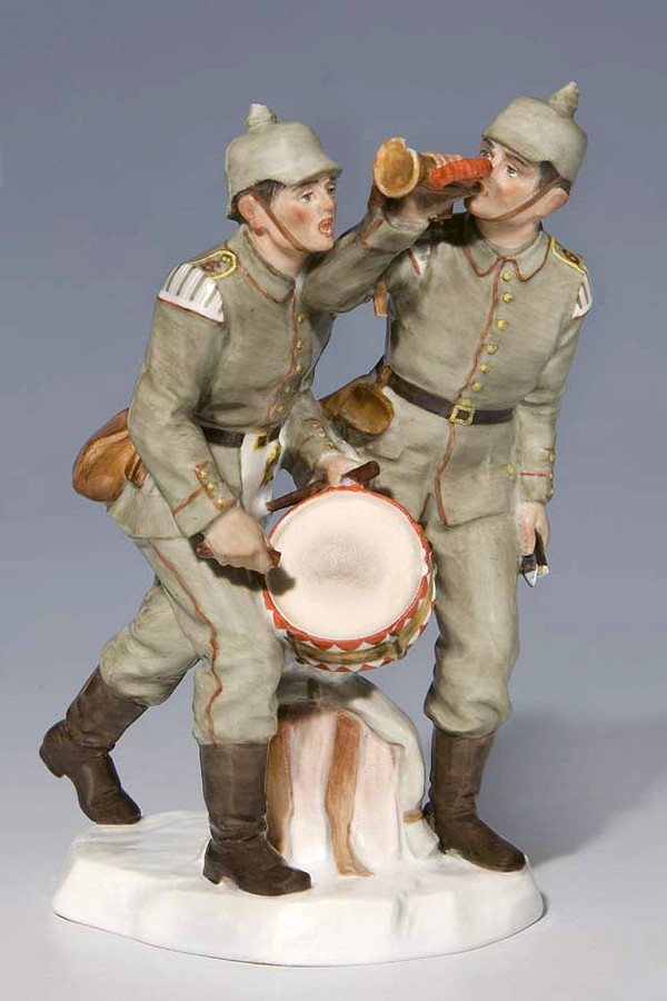 Meissen group of soldiers. Model F209 by Alfred Konig