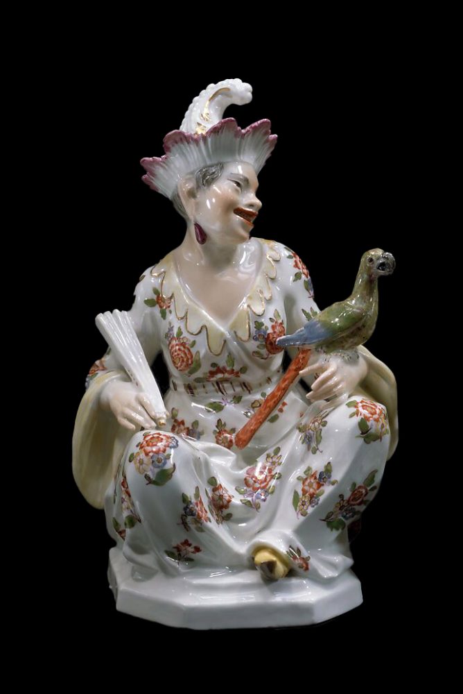Meissen Chinese 09 Figure Woman With Bird