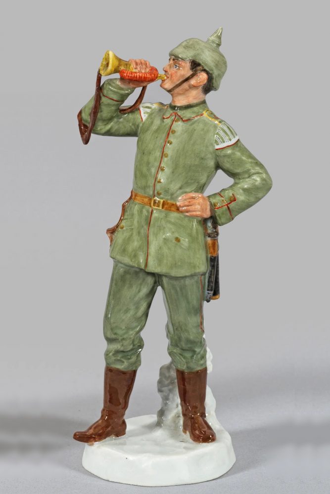 Meissen F208 Soldier With Horn