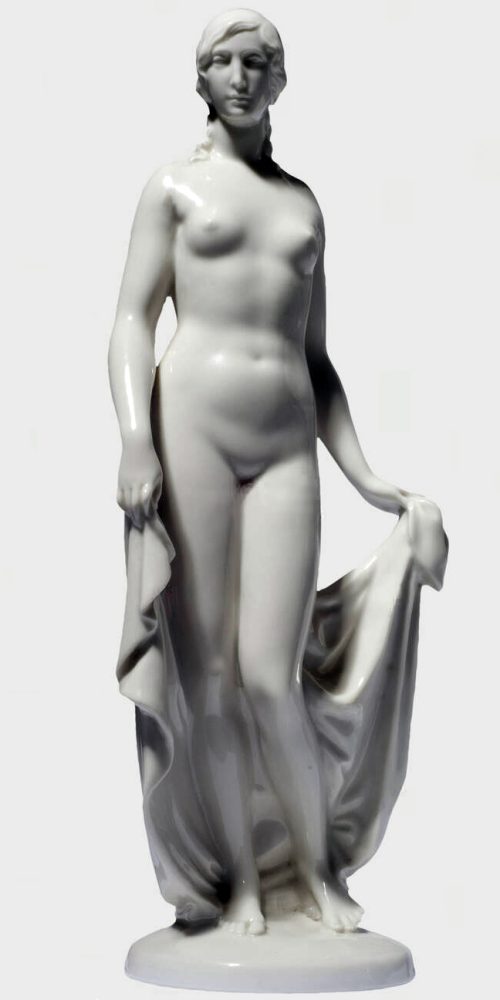 Allach Figure Fencer 73 Maiden After Her Bath