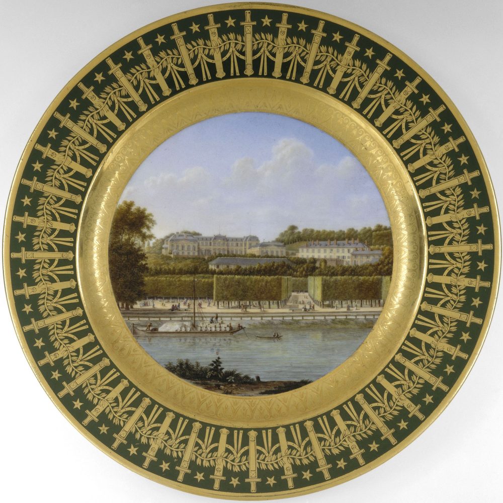 Château de Saint-Cloud. Sevres plate. Service particulier de l'Empereur.