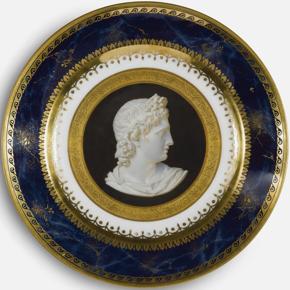 Sevres service iconographique plate Apollon