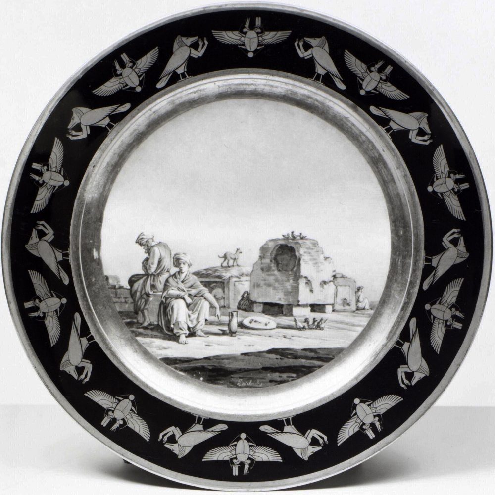 Sevres Egyptian Service Plate Bw09 La Derniere Pyramide En Remontant Le Nil