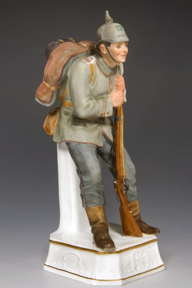Meissen figure of War Volunteer on a march. Model number E286 by Alfred Konig