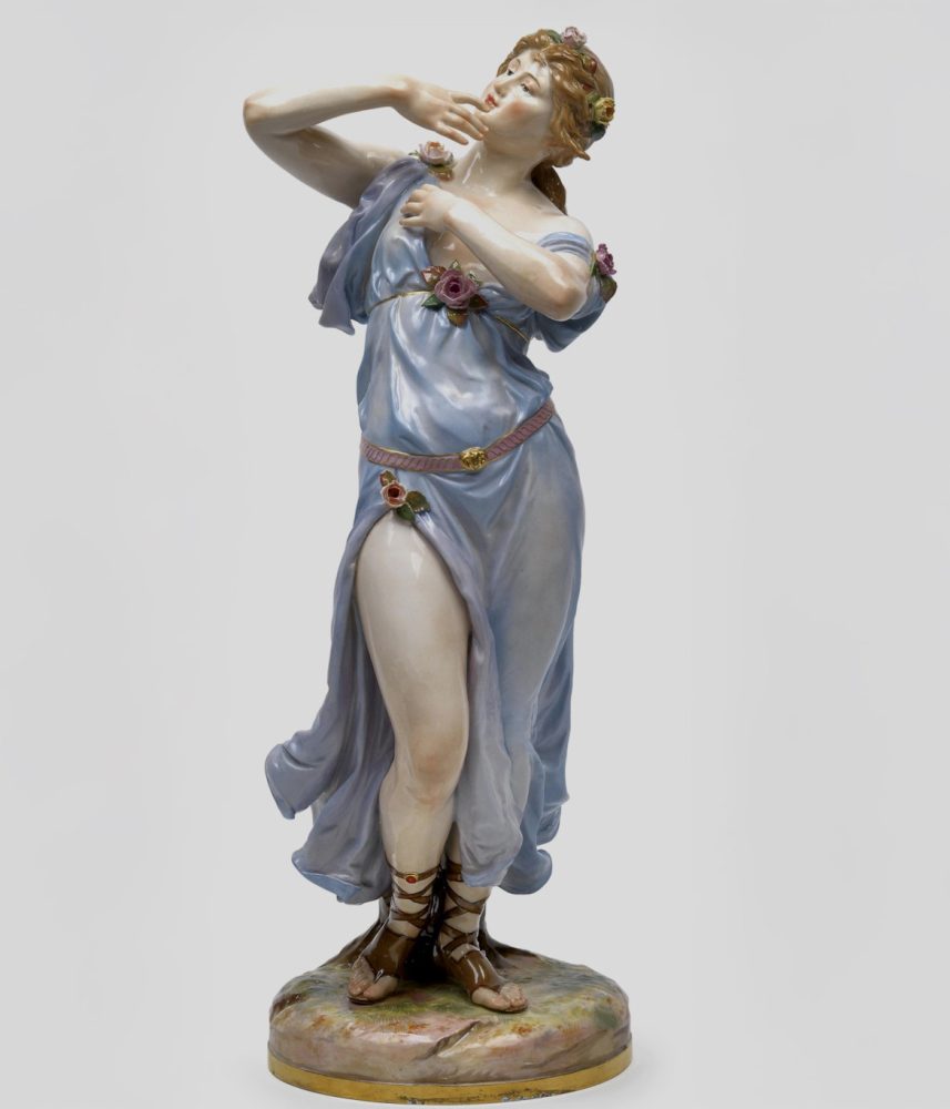 Meissen figure Dancer. Model number N.162 by Johann Hirt