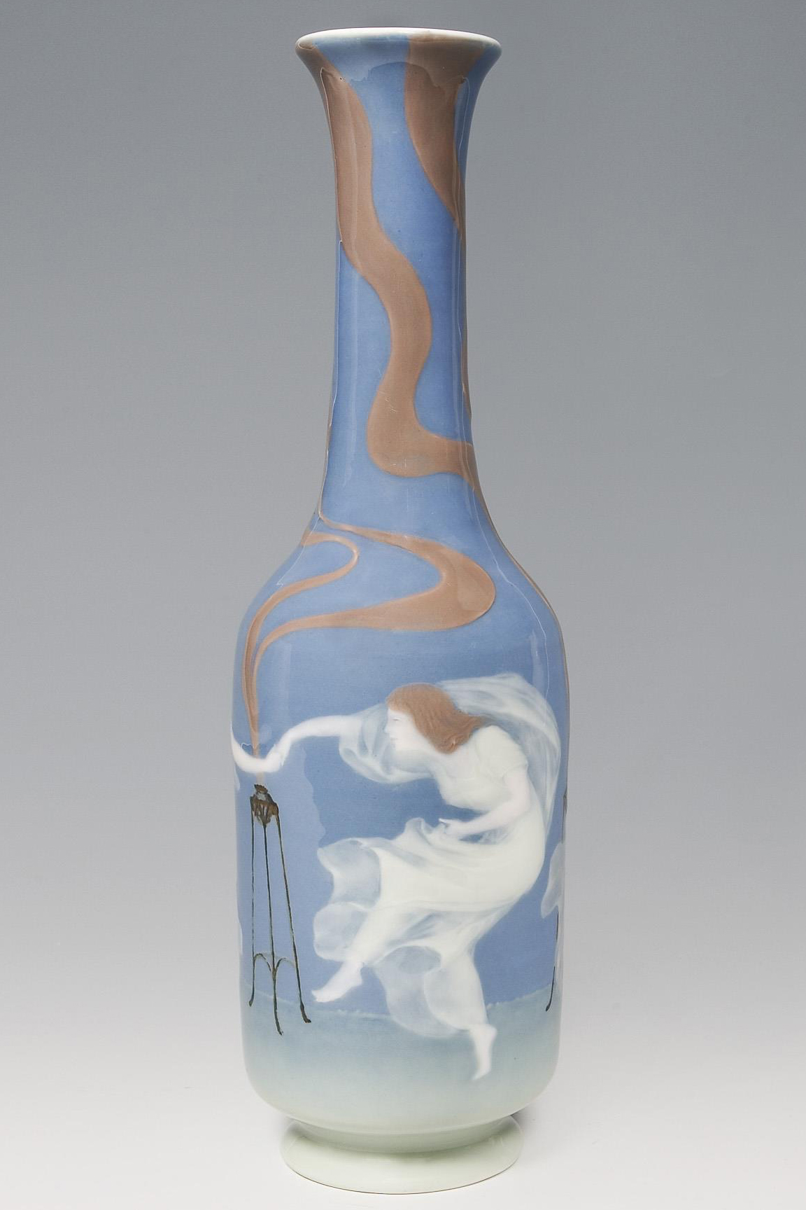Meissen vase pate-sir-pate "Three Fates Dancing". Model R150 by Rudolf Hentschel