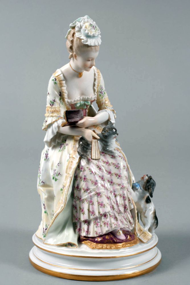 Meissen T178 Lady Dog Cat