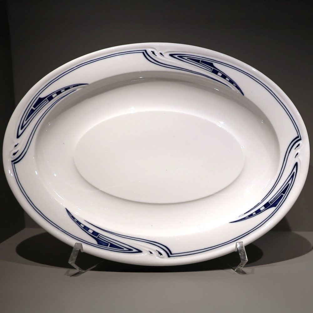 Meissen Whiplash Platter by Henry van de Velde
