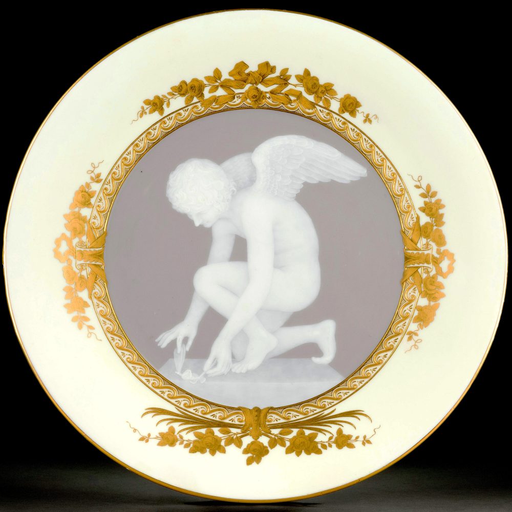 Meissen F177 Pate Sur Pate Plate Cupid