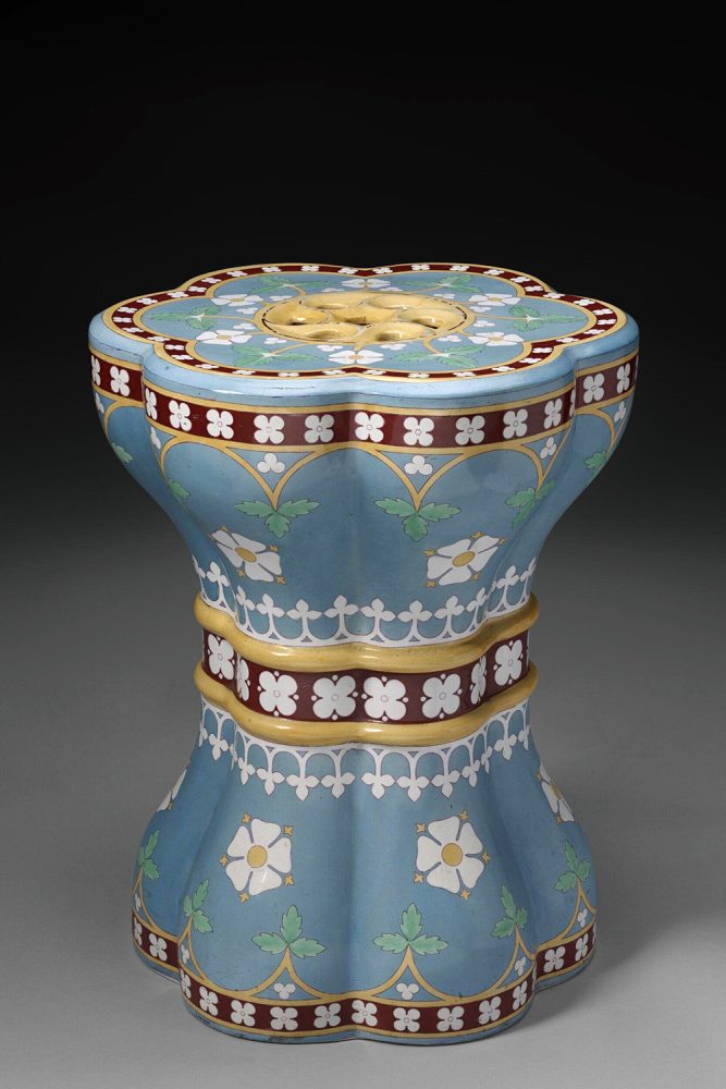 Minton Pugins Garden Seat 329