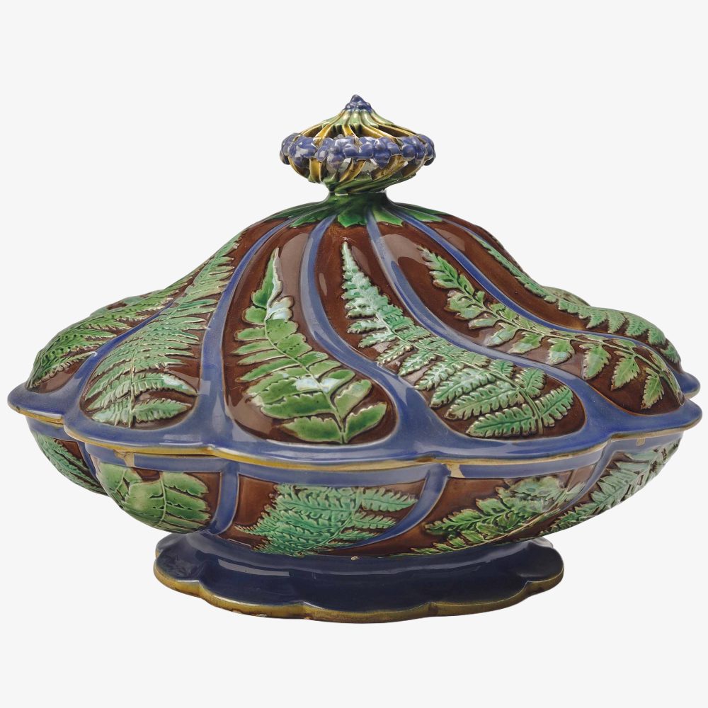 Minton 724 Majolica Potato Dish With Fern Pattern