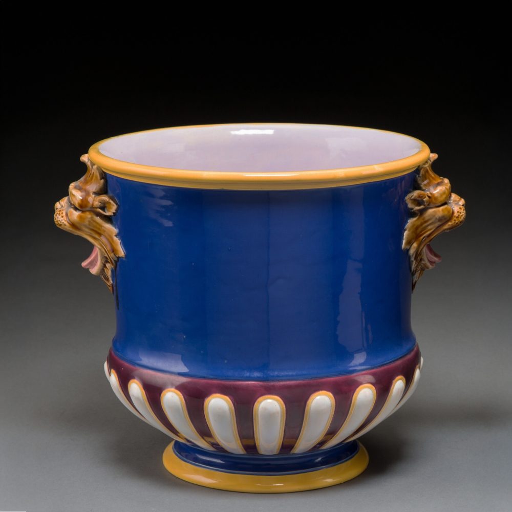 Minton Majolica 806 Pot