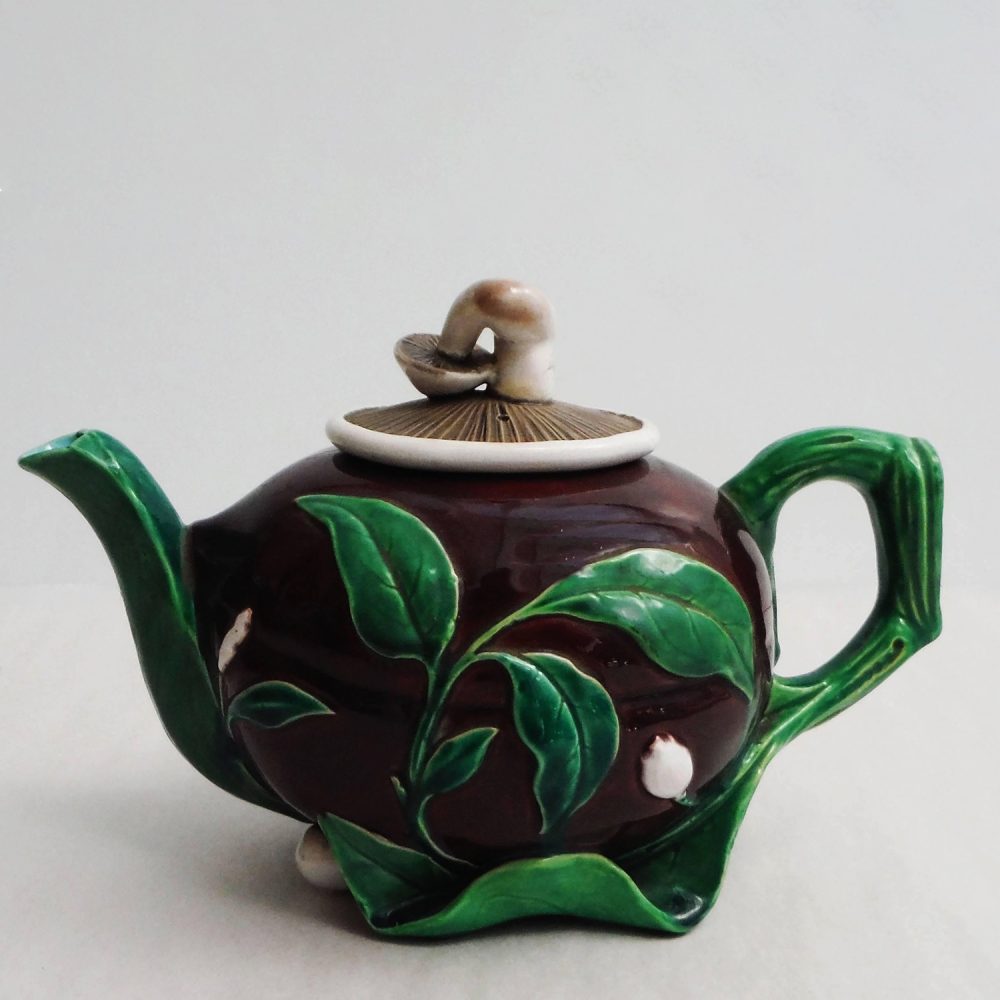 Minton Majolica "Leafage" Teapot with Mushroom Cover. Shape number 642.