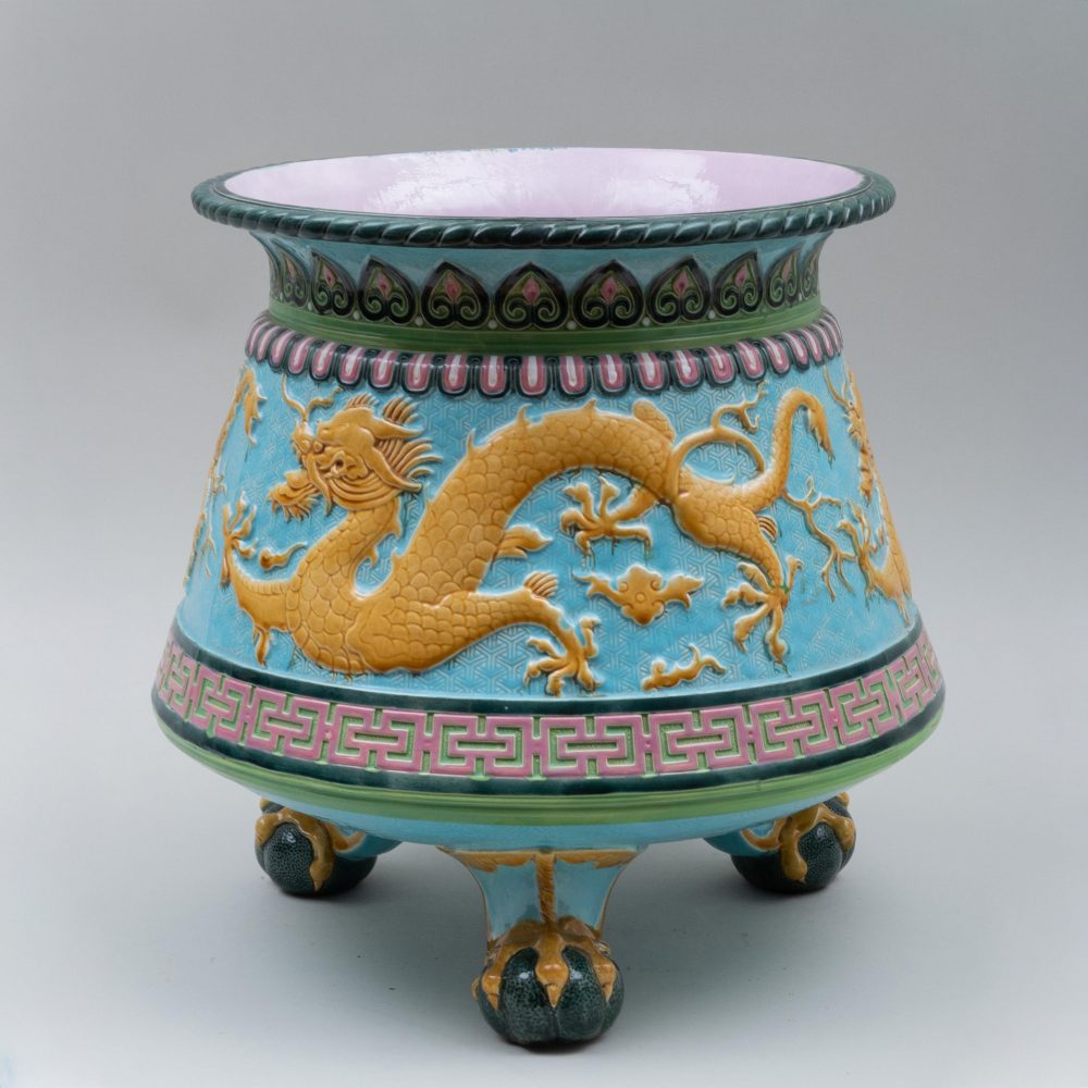 Minton 1073 Majolica Dragon Jardaniere