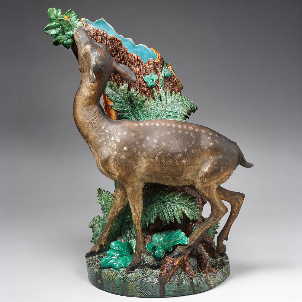 Minton 2077 Majolica Fawn