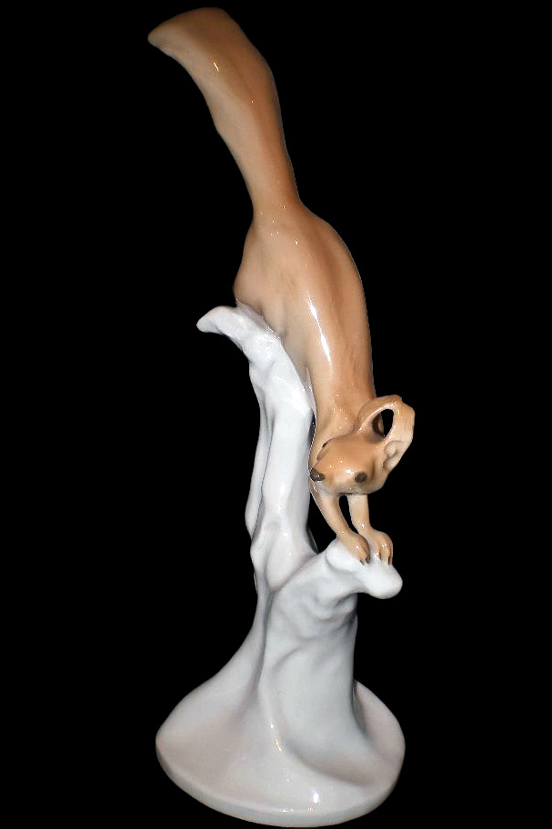 Meissen E271 Squirrel