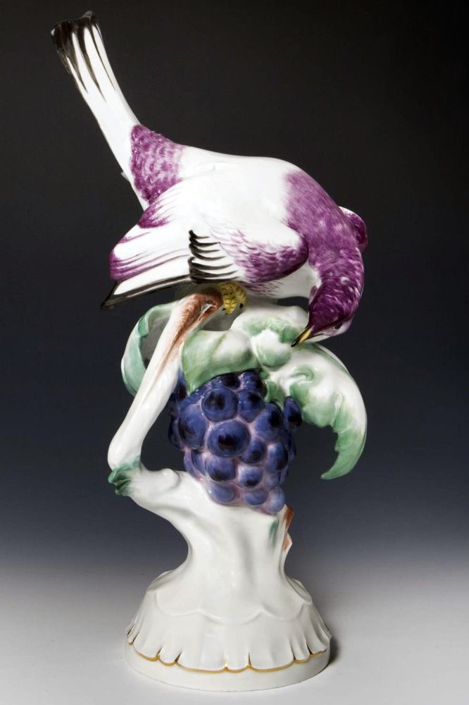 Meissen F283 Blackbird On Grape