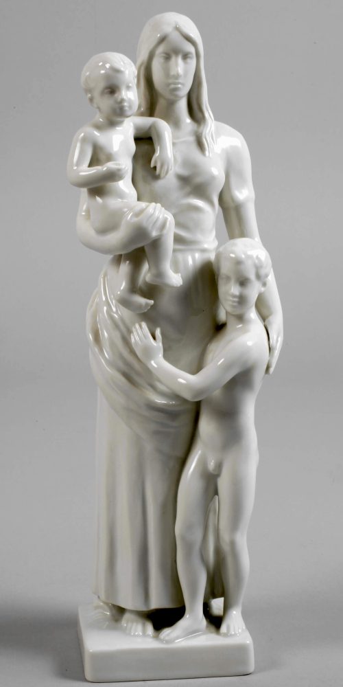 Allach 100 Figural Group Mother With Children By Obermaier