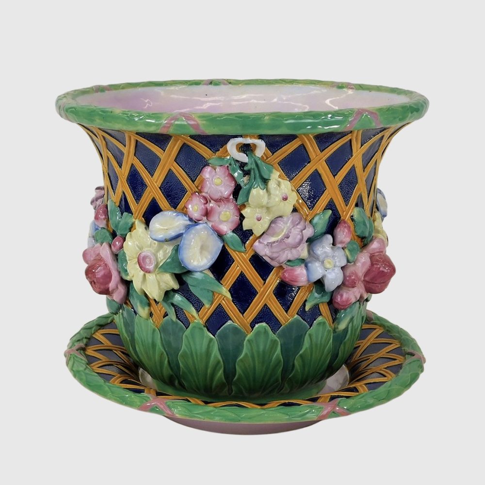 Minton 496 Majolica Jardiniere