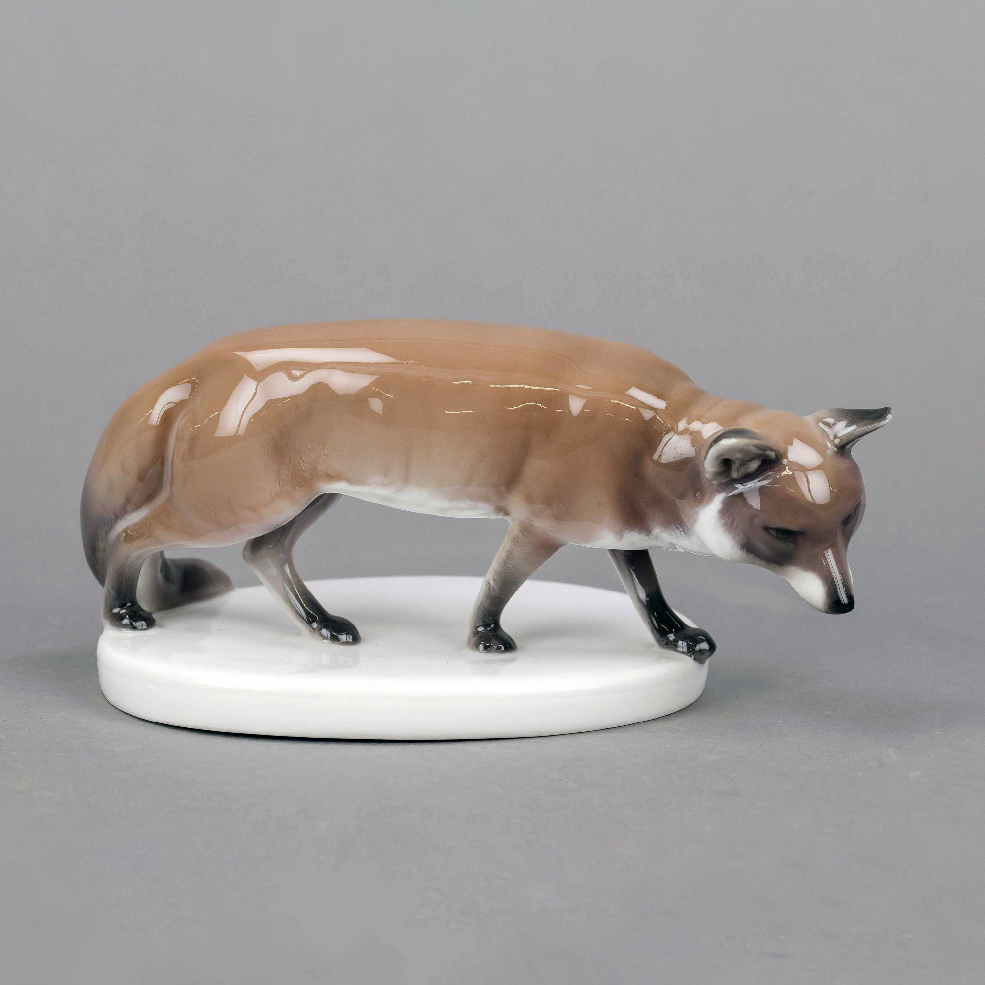 Kpm 10307 Figure Fox By Wilhelm Robra
