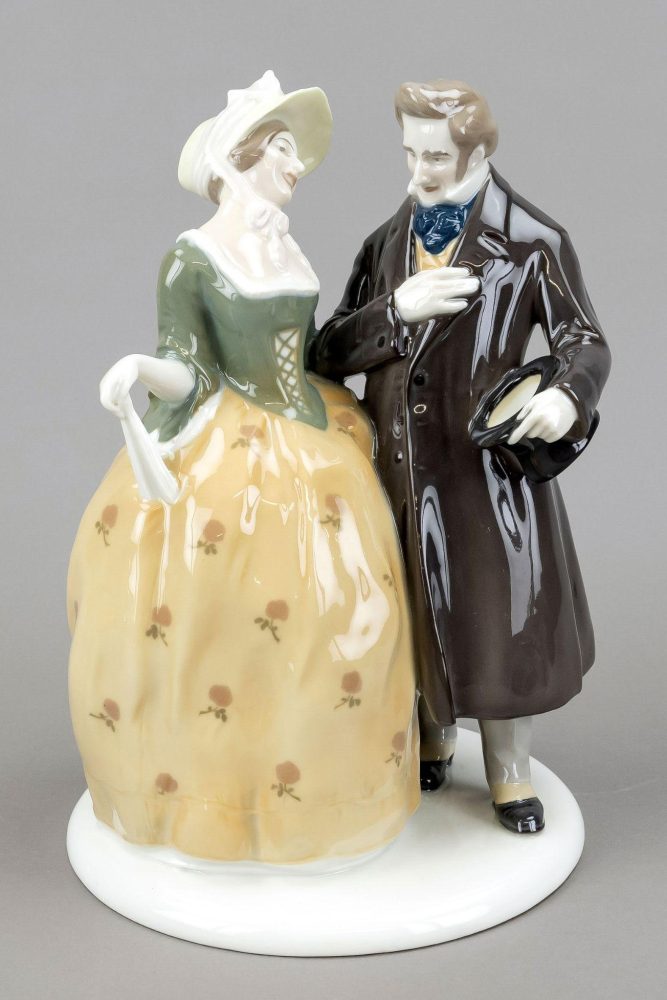 Kpm 8837 Figural Group Lady And Gentleman From The Biedermeier Period By Hermann Hubatsch