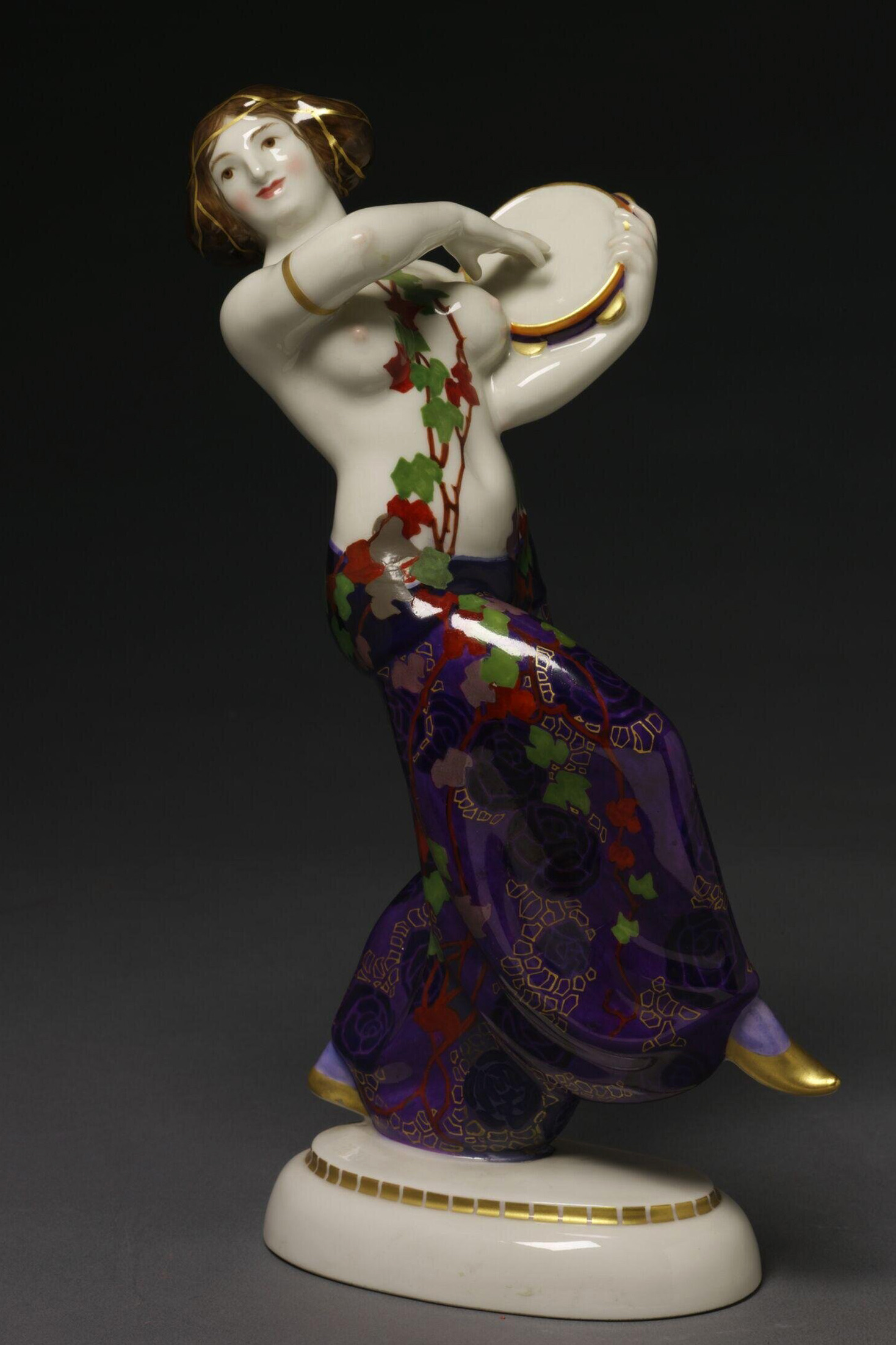 Kpm 9220 Figure Of Persian Woman With The Tambourine