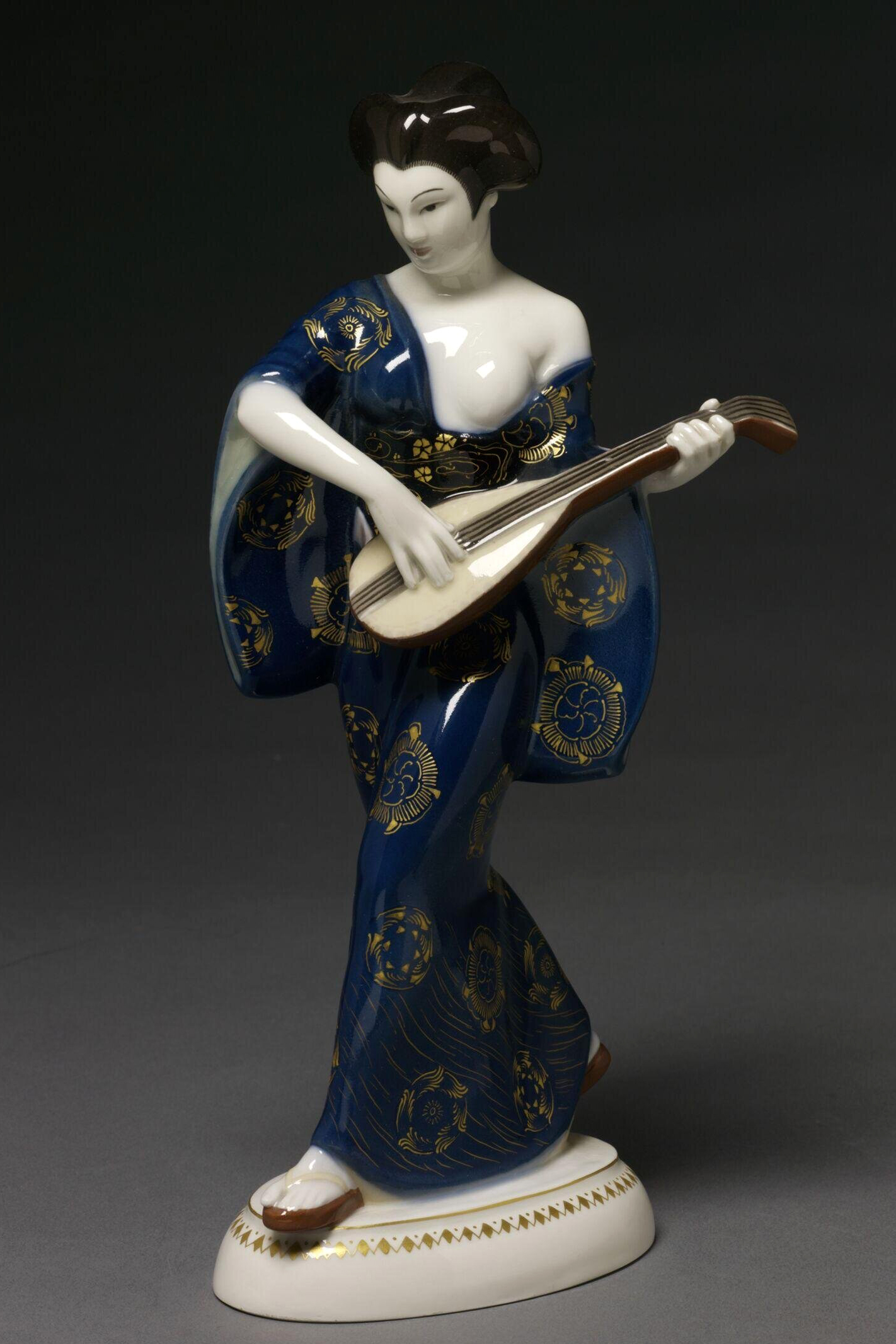 Kpm 9221 Figure Japanese Lady With A Mandolin