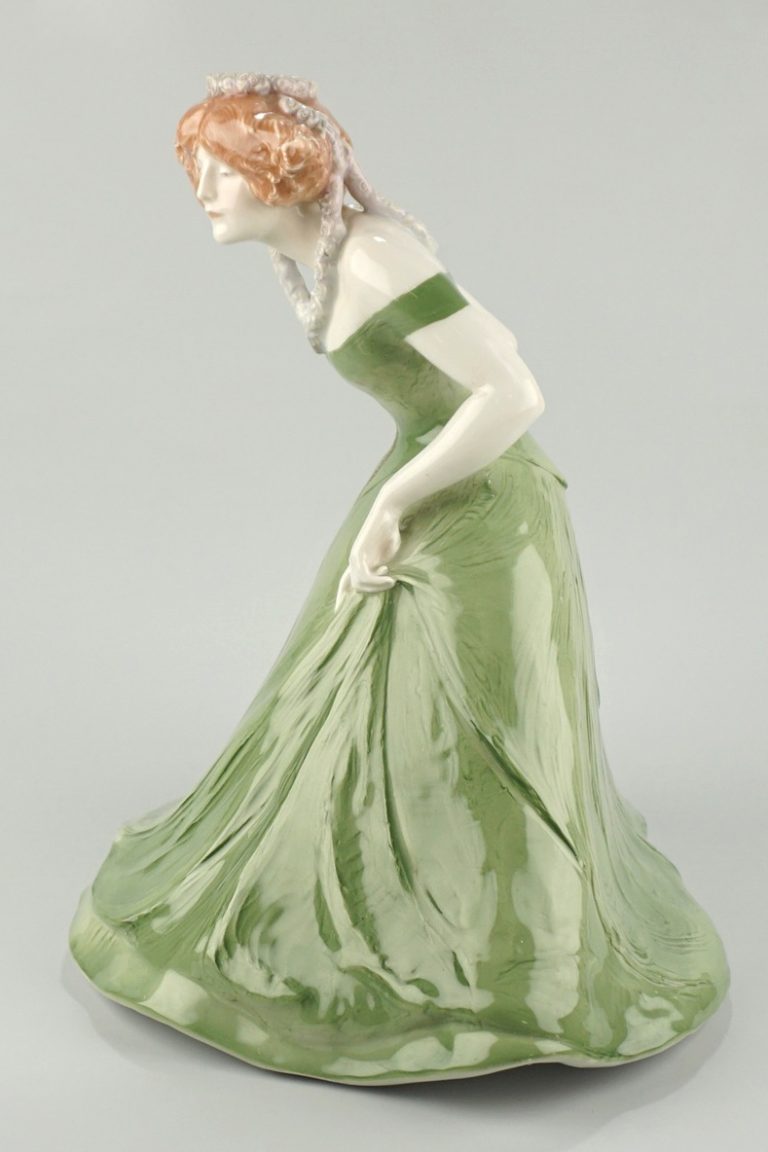Kpm 9623 Figure Gavotte Dancer By Rudolf Marcuse