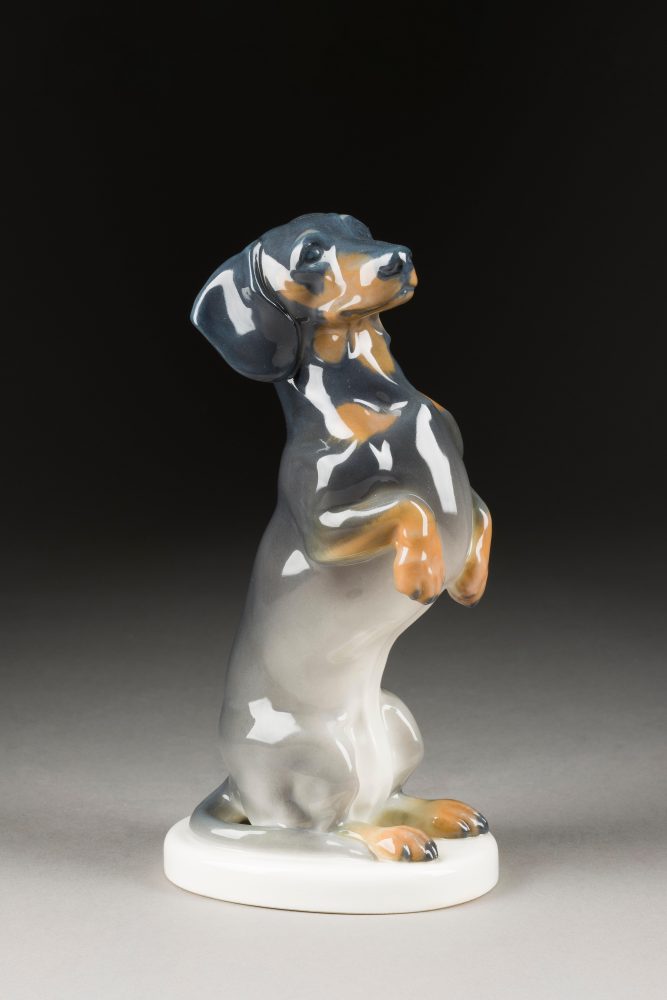 Kpm 9935 Figure Of Dachshund By Wilhelm Robra