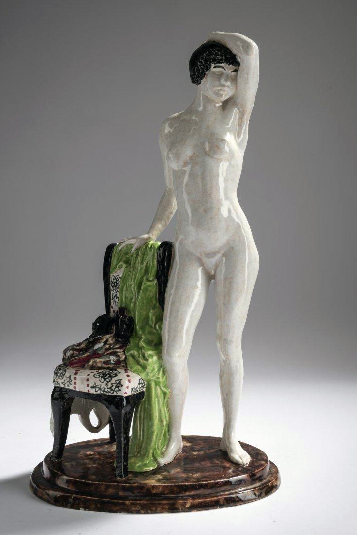 Langenzersdorf Figure "Female Nude" By Eduard Klablena 021