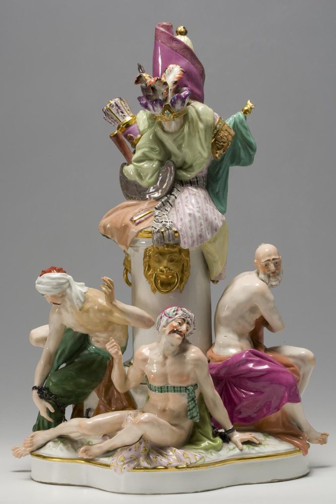 Kpm Russian Figural Group War Trophies 1