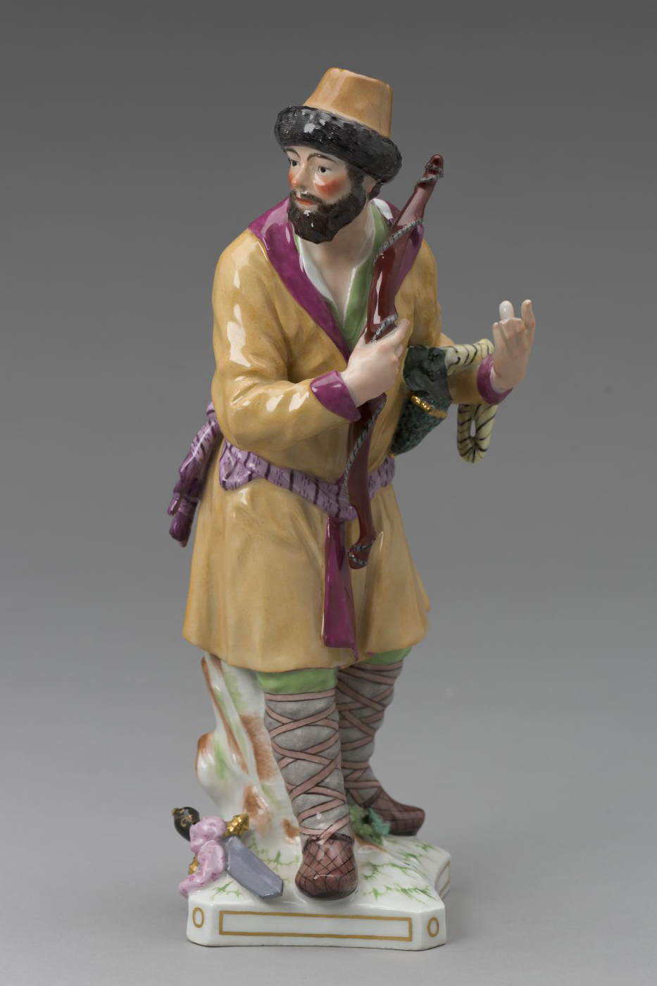 Kpm Russian Figure In Traditional Costume 06