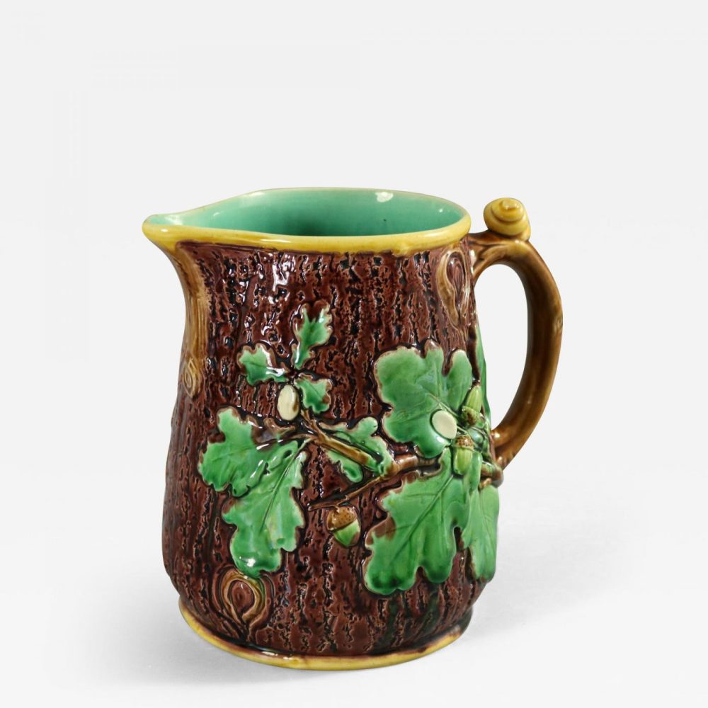 Minton 553 Majolica Oak Creamer