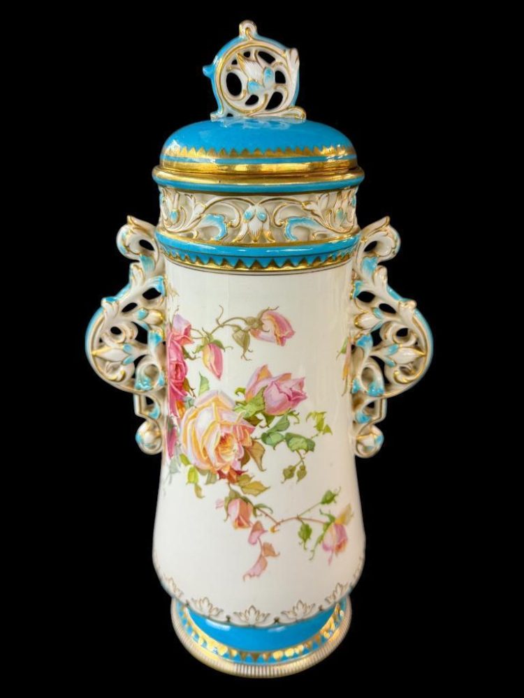 Minton 3160 Covered Vase Reticulated