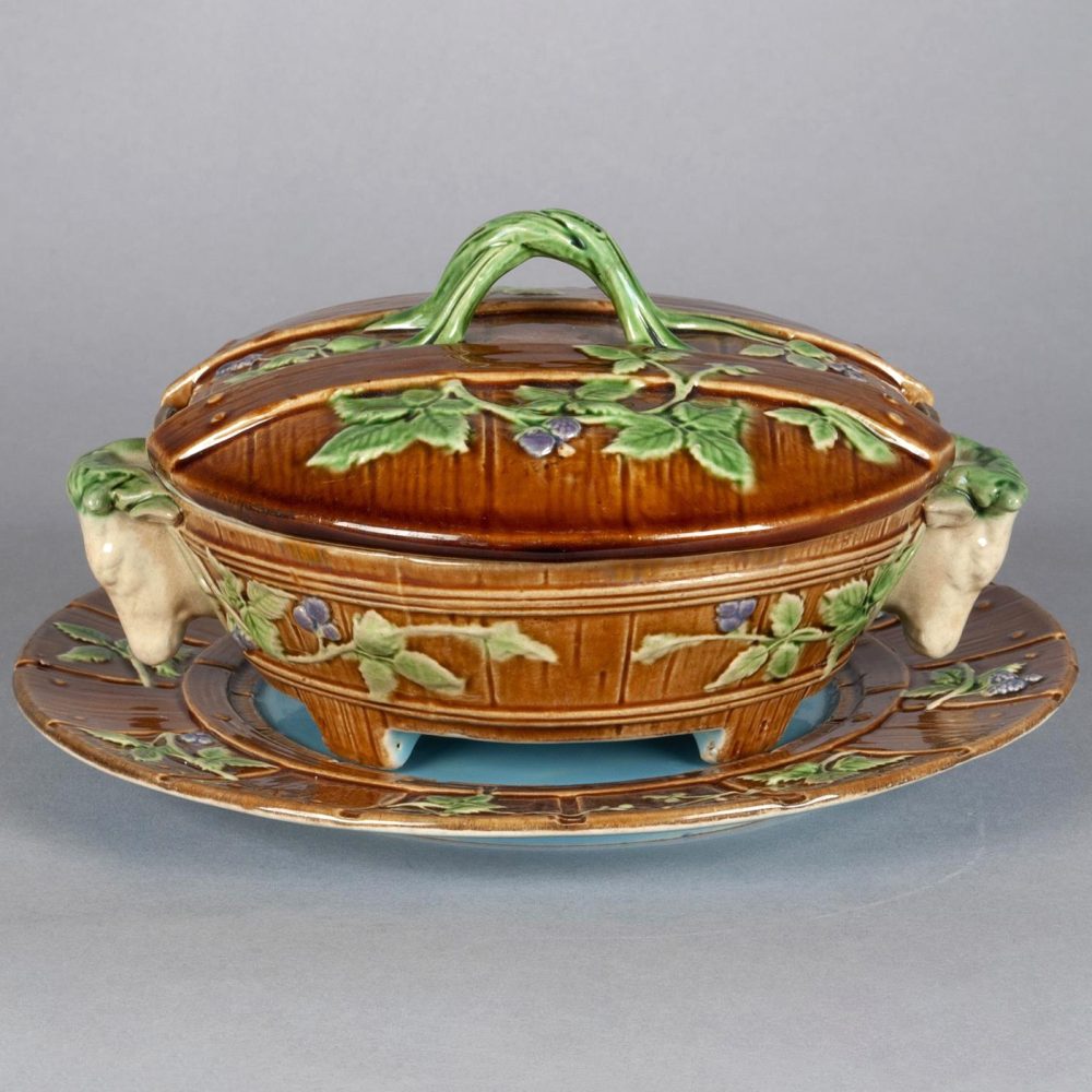 Minton 496 Majolica Butter Dish With Cow Head Handles
