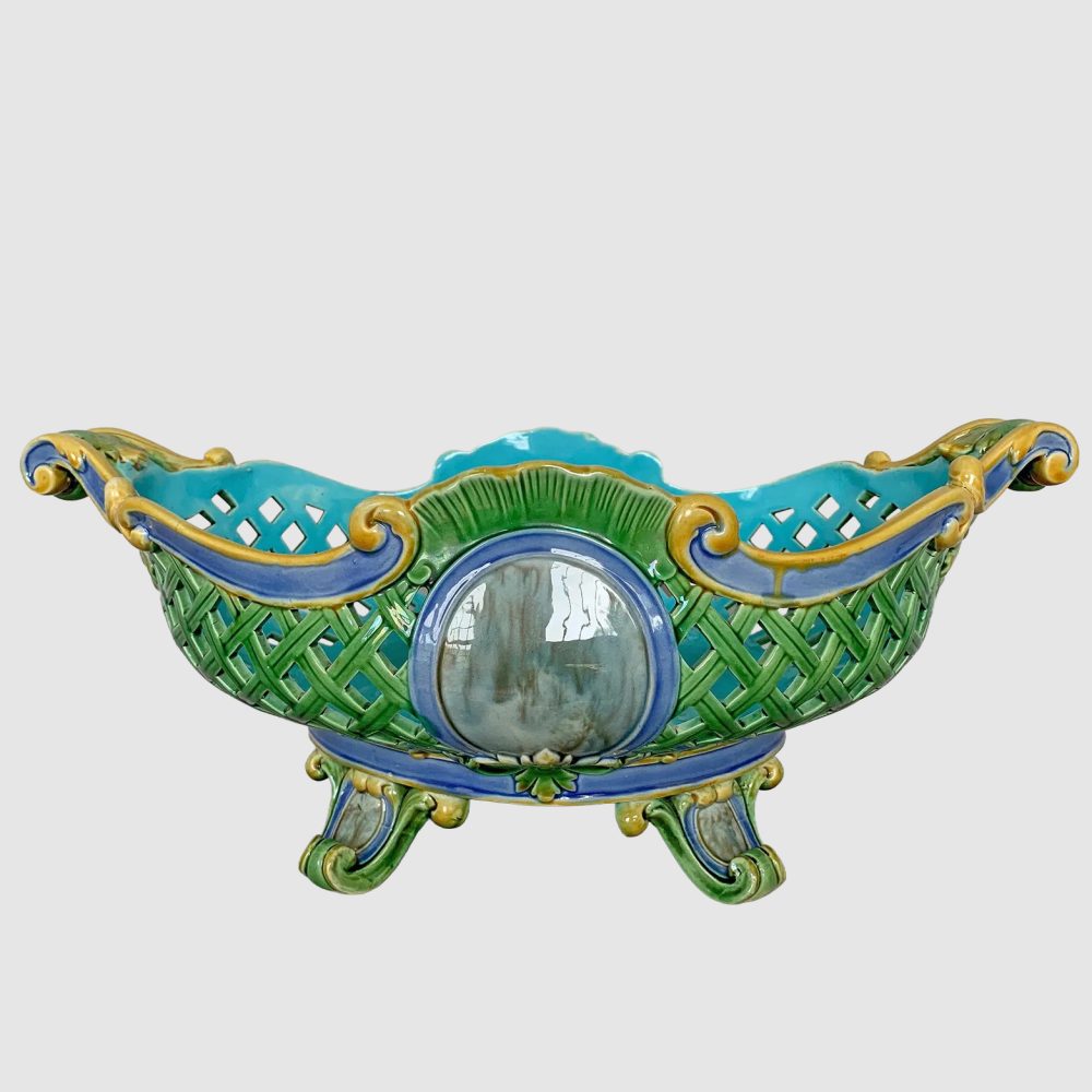 Minton 1088 Majolica Basket