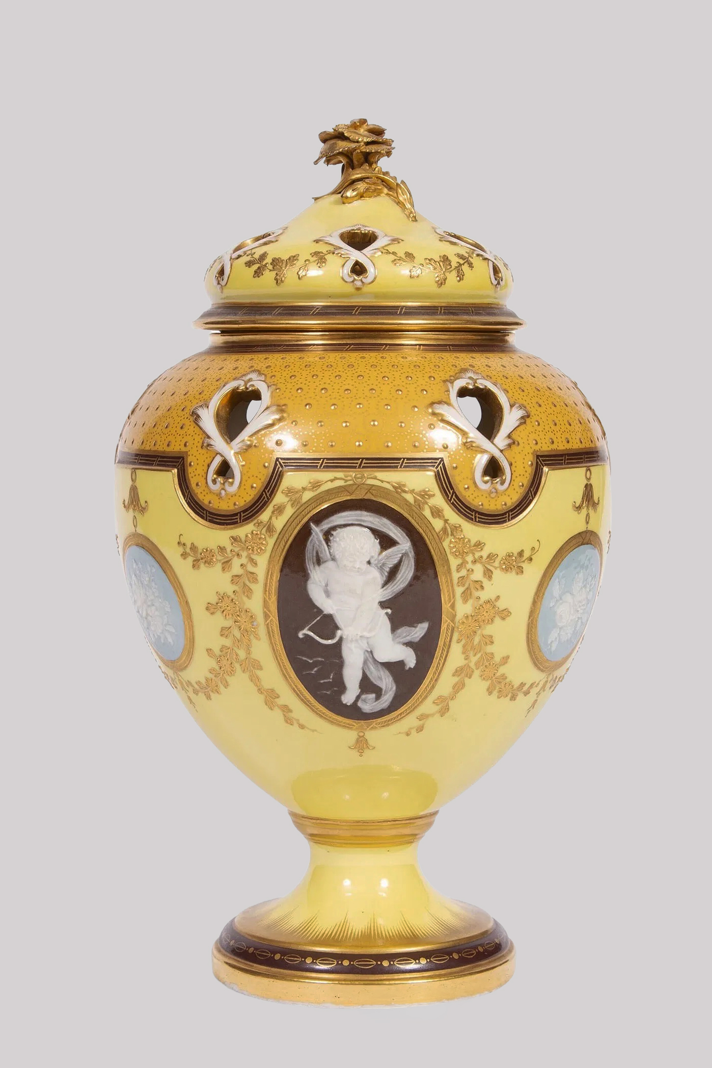 Minton 2702 Pate Sur Pate Pot Pourri Jar And Cover