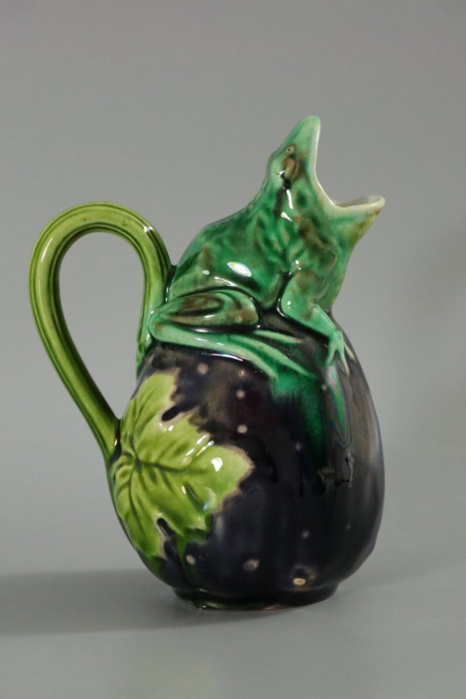 Minton Majolica 1588 Frog Jug