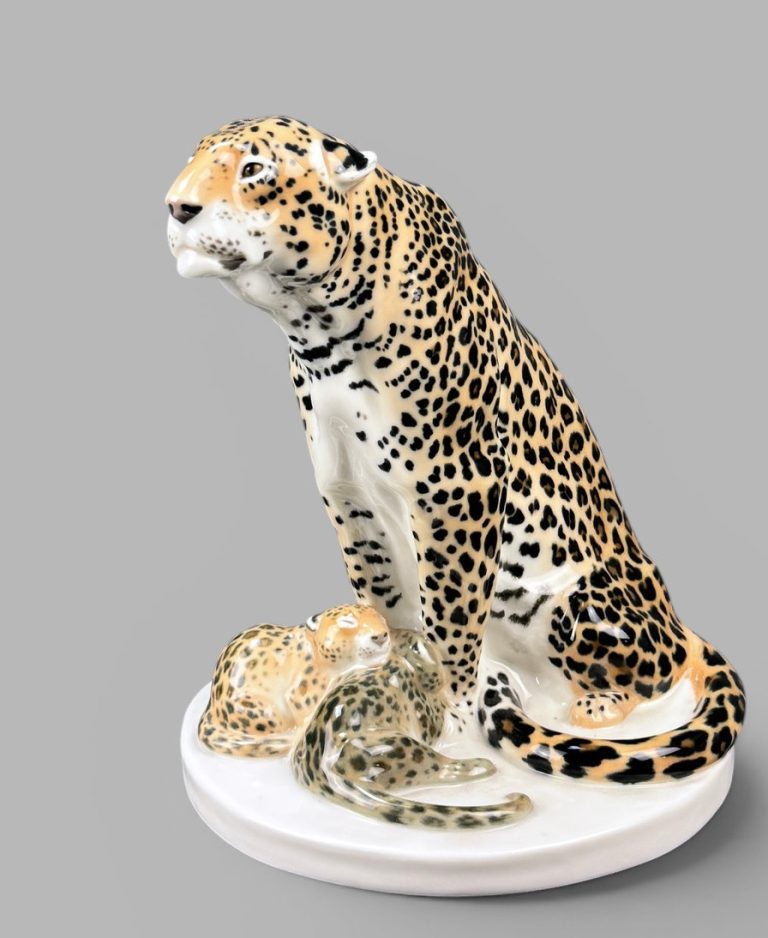 Meissen B206 Leopard Figural Group