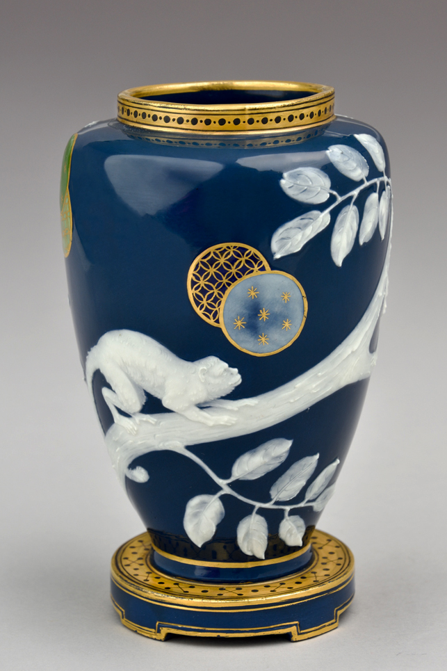 Minton 1902 Pate Sur Pate Vase