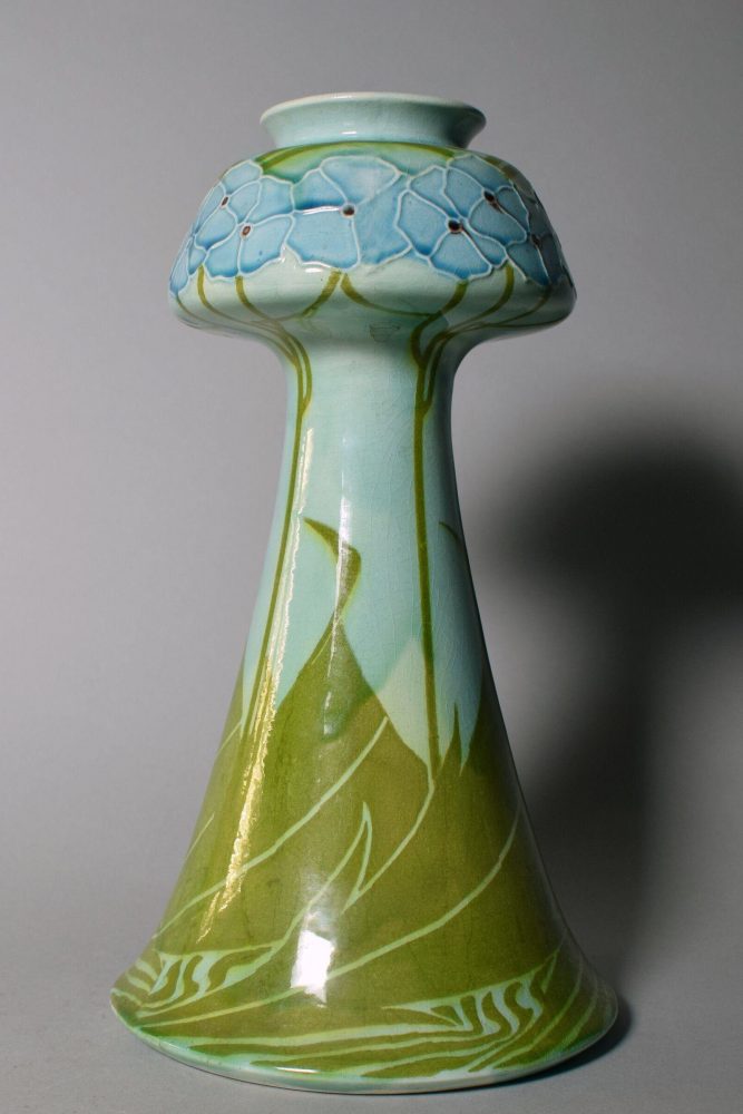 Minton 3509 Secessionist Vase