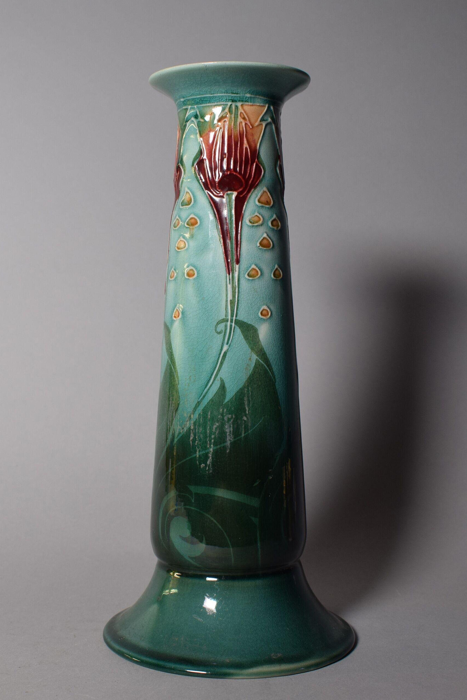 Minton 3652 Secessionist Vase