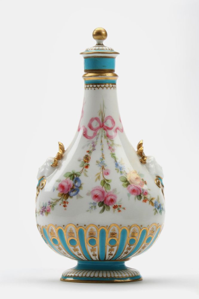 Minton 680 Bone China Pilgrims Bottle