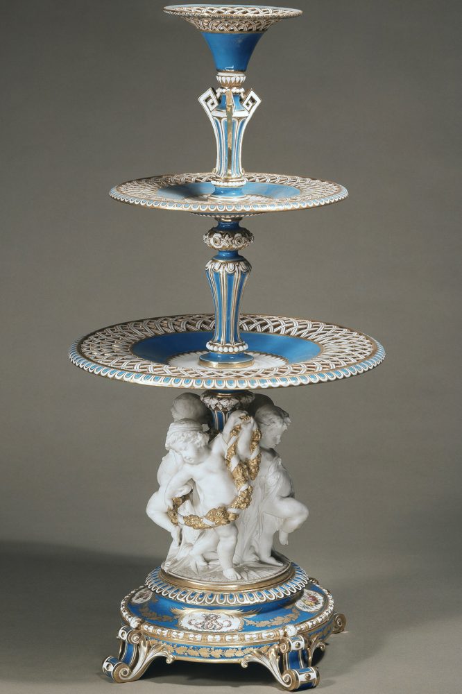 Minton 841 Minton Assiette Montee 3 Tiers Season Group Support