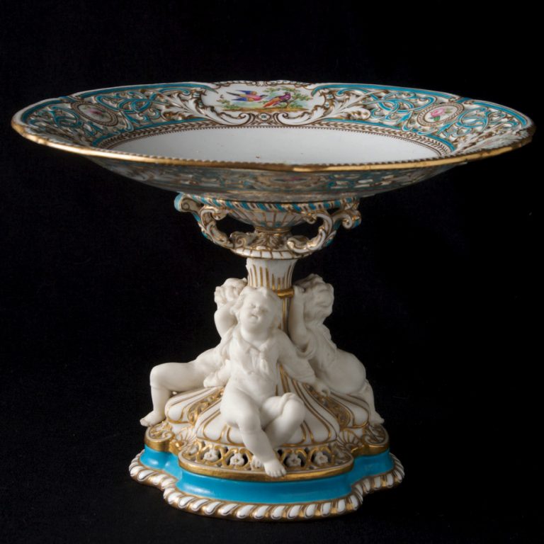 Minton Parian Cake Stand With 3 Sitting Cupids